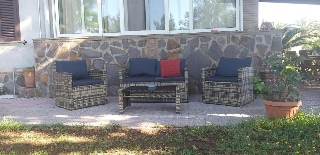 La Finestra Sul Cortile Bed & Breakfast Помеция Екстериор снимка